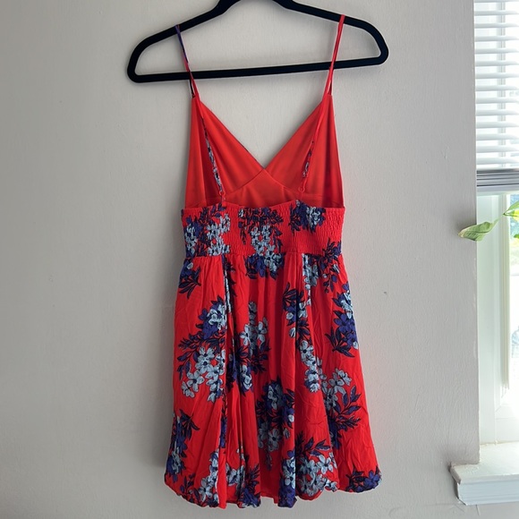 Lulu’s Dress - Picture 3 of 4